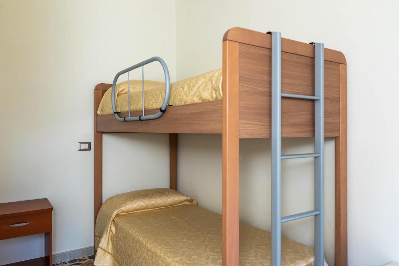 B&B La Mortella Albanella Buitenkant foto