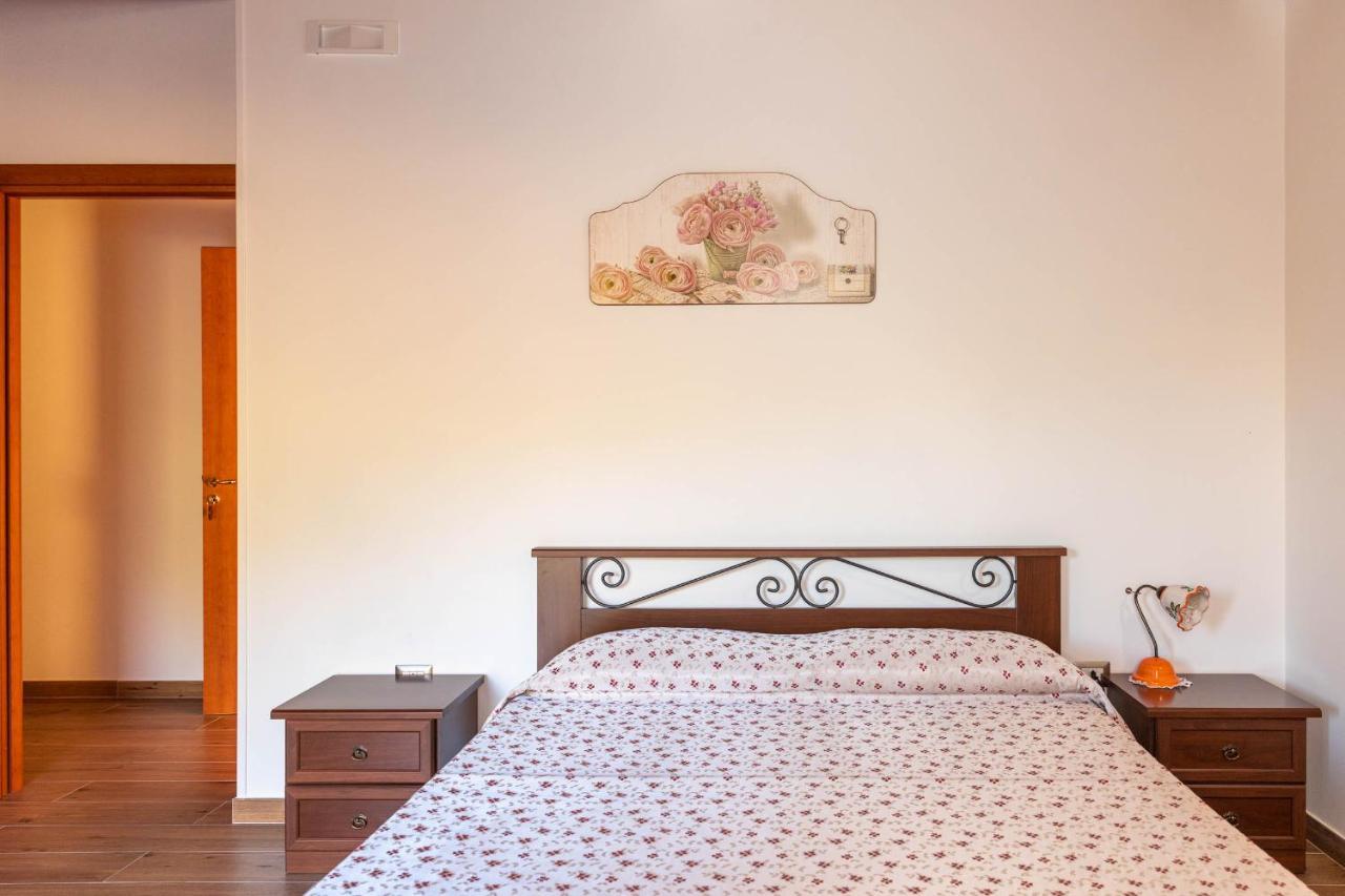 B&B La Mortella Albanella Buitenkant foto